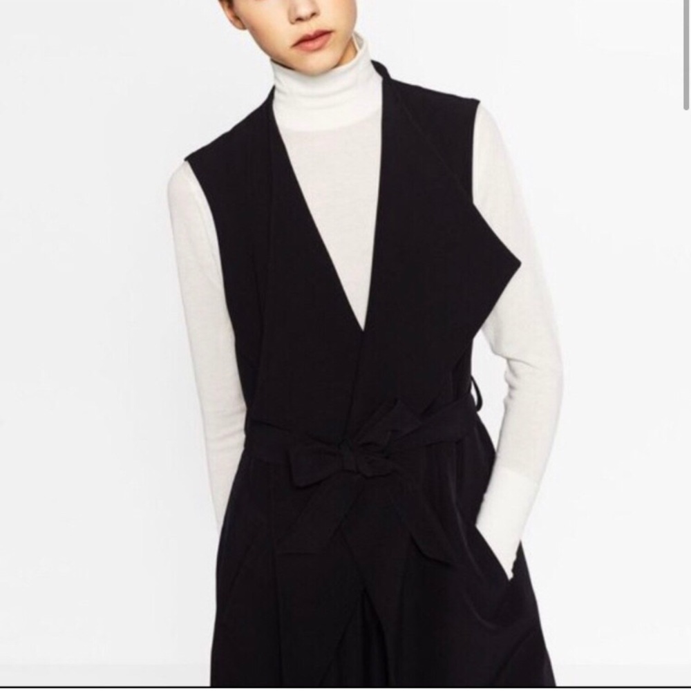 Zara Sleeveless Blazer top